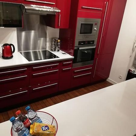 Joli Appartement Avec Jardin Et 2 Parkings Prives Argenteuil Exteriör bild