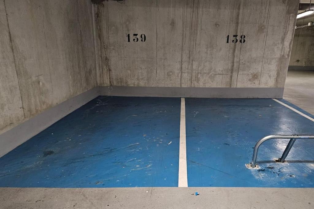 Joli Appartement Avec Jardin Et 2 Parkings Prives Argenteuil Exteriör bild